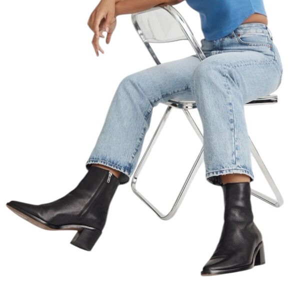Madewell Booties 7.5 The Darcy Black Leather Almond Toe Ankle Boots Stacked Heel - Picture 1 of 10
